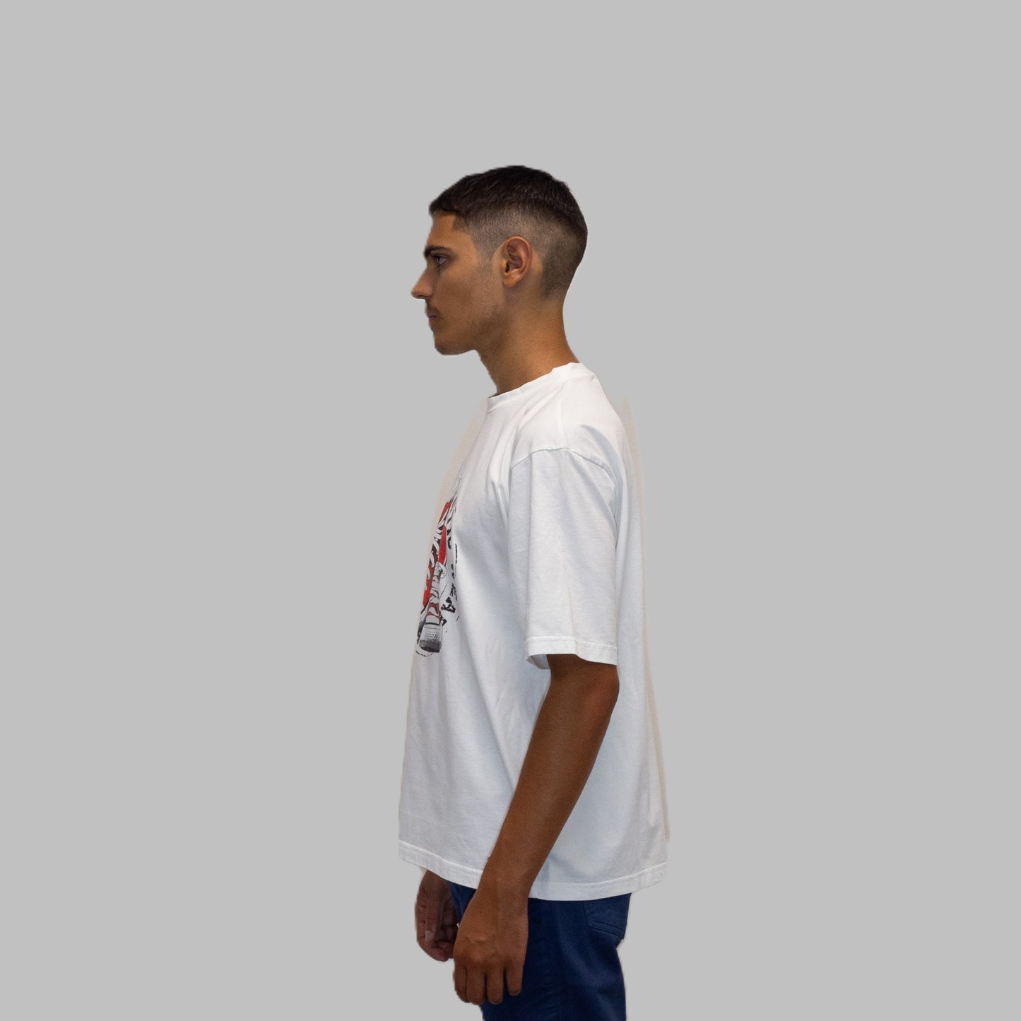 T-shirt a maniche corte bianca con stampa